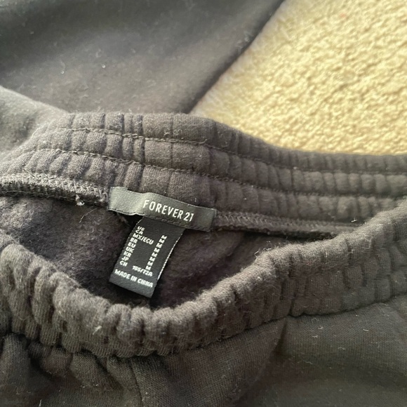 2 pc basics sweats bundle - Picture 3 of 3